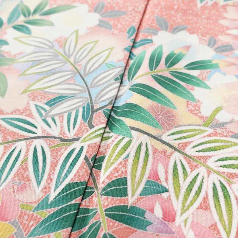 訪問着 良品 落款入り 縮緬 正絹 人物・動物柄 袷仕立て 身丈160cm 裄丈67cm フォーマル 着物 ピンク_画像8