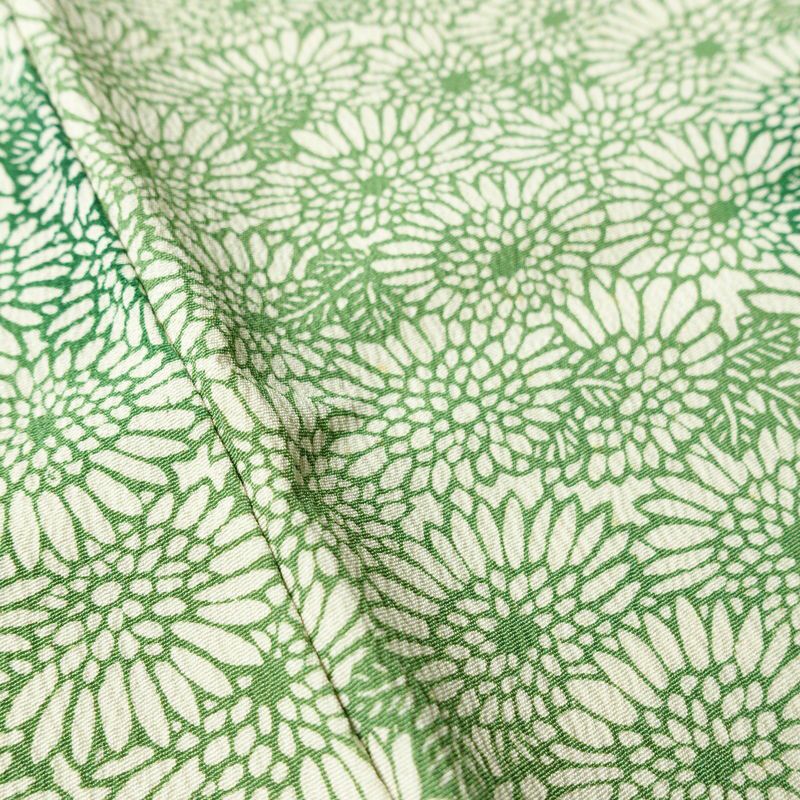 小紋 しつけ糸付き 縮緬 総柄 正絹 花柄 袷仕立て 身丈150.5cm 裄丈64cm 着物 緑・うぐいす色_画像9