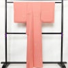 小紋 良品 一つ紋付き 付下小紋 五三の桐 桐 正絹 家紋柄 袷仕立て 身丈162cm 裄丈67cm 一部しつけ糸付き 金糸 着物 ピンク_画像2