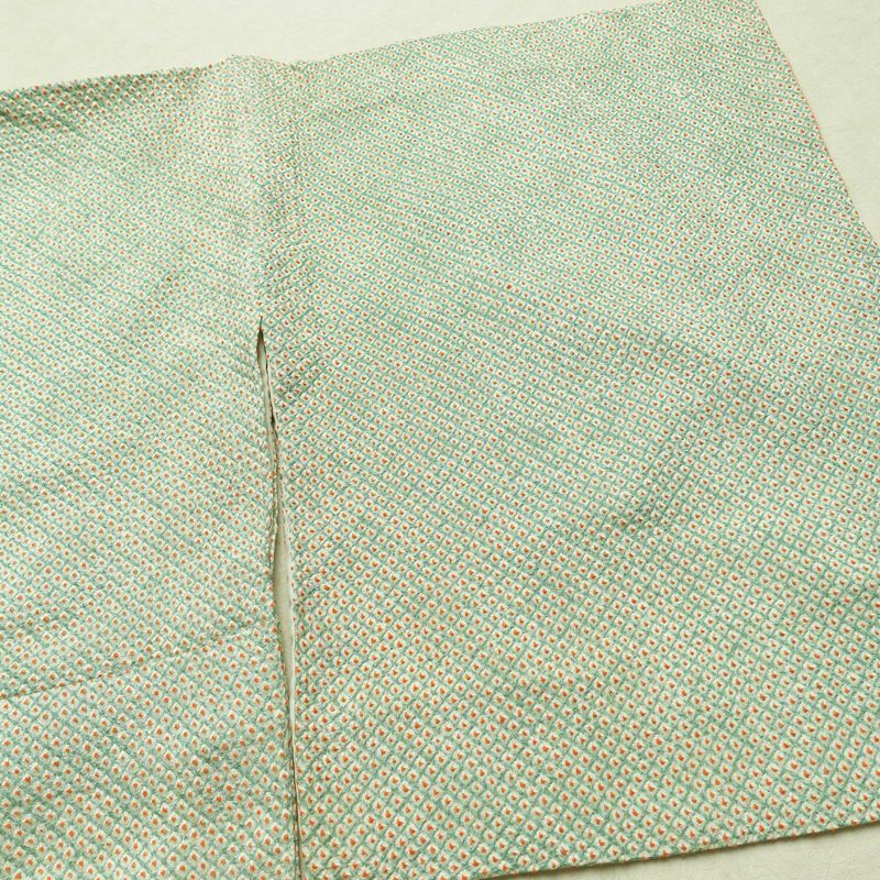 小紋 絞り 総絞り 正絹 古典柄 袷仕立て 身丈155.5cm 裄丈66.5cm 着物 緑・うぐいす色_画像11