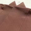 色留袖 美品 金駒刺繍 一つ紋付き 正絹 人物・動物柄 袷仕立て 身丈158cm 裄丈65cm 箔 刺繍 一部しつけ糸付き 金糸 フォーマル 扇子 着物 茶_画像17