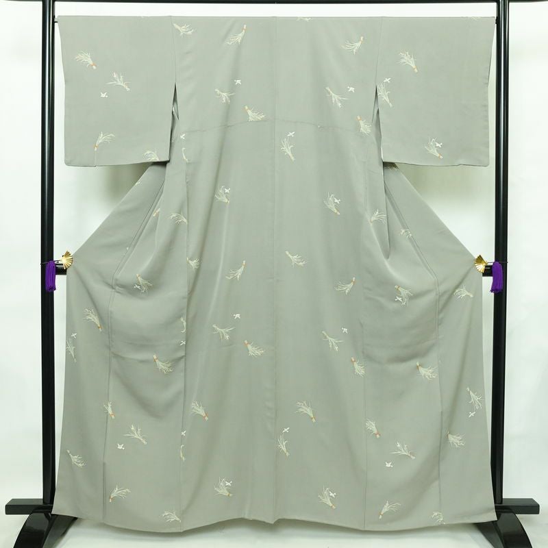 小紋 正絹 木の葉・植物柄 袷仕立て 身丈161cm 裄丈68cm 金彩 着物 グレー_画像1