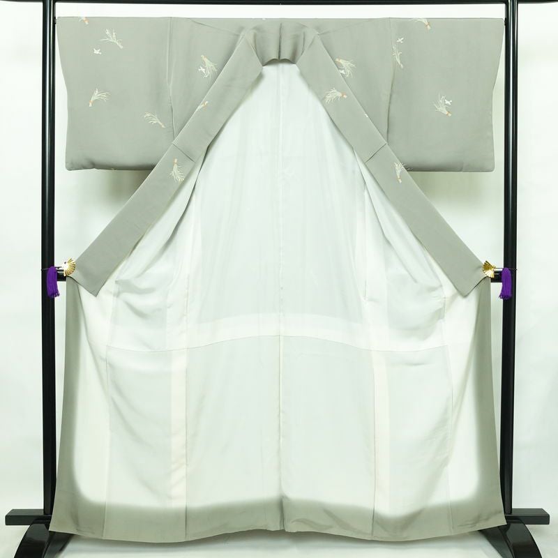 小紋 正絹 木の葉・植物柄 袷仕立て 身丈161cm 裄丈68cm 金彩 着物 グレー_画像3