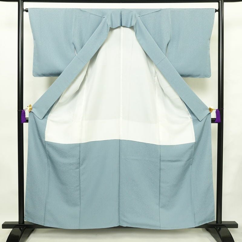 色無地 美品 しつけ糸付き 縮緬 一つ紋付き 正絹 木の葉・植物柄 袷仕立て 身丈158.5cm 裄丈65.5cm 共八掛 フォーマル 着物 青・紺_画像3