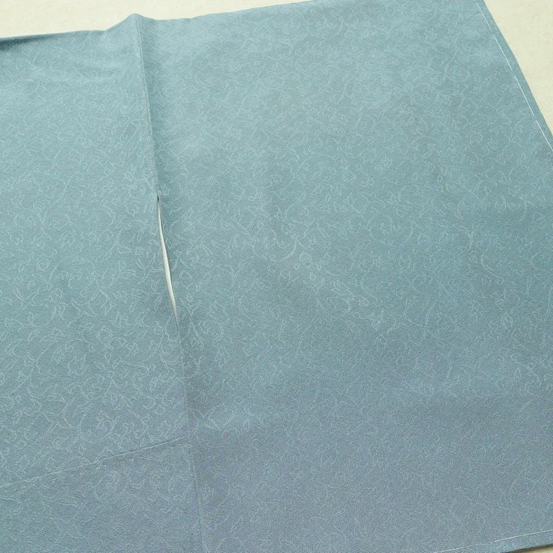 色無地 美品 しつけ糸付き 縮緬 一つ紋付き 正絹 木の葉・植物柄 袷仕立て 身丈158.5cm 裄丈65.5cm 共八掛 フォーマル 着物 青・紺_画像13