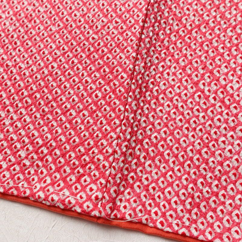 小紋 良品 しつけ糸付き 絞り 総絞り 正絹 古典柄 袷仕立て 身丈158.5cm 裄丈64.5cm 着物 ピンク_画像11