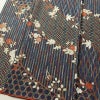 小紋 三田村環 落款入り 総柄 正絹 古典柄 袷仕立て 身丈165.5cm 裄丈70.5cm 菊 金彩 着物 青・紺_画像4