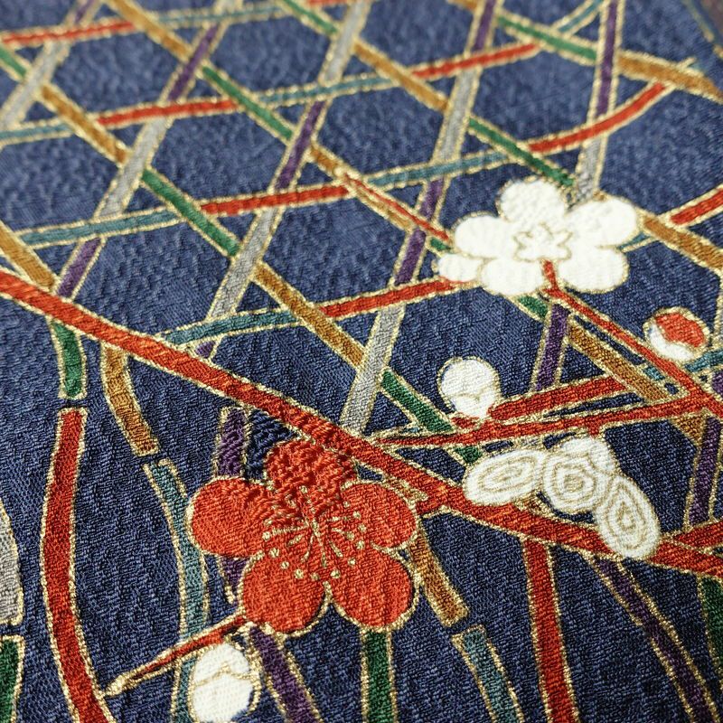 小紋 三田村環 落款入り 総柄 正絹 古典柄 袷仕立て 身丈165.5cm 裄丈70.5cm 菊 金彩 着物 青・紺_画像7