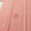 付け下げ 美品 堅牢染 ケミカル刺繍 しつけ糸付き 一つ紋付き 正絹 古典柄 袷仕立て 身丈160cm 裄丈62.5cm 刺繍 フォーマル 着物 ピンク_画像5