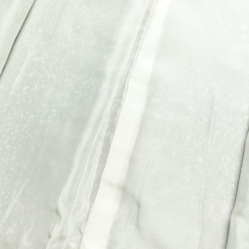 訪問着 良品 ろうけつ染め 正絹 木の葉・植物柄 袷仕立て 身丈173cm 裄丈69.5cm 箔 金彩 フォーマル 着物 グレー_画像20