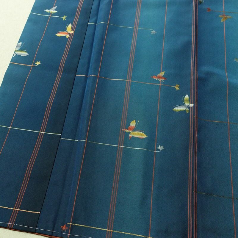 紬 美品 しつけ糸付き セット品 正絹 蝶・昆虫柄 袷仕立て 身丈161cm 裄丈67cm 着物 青・紺_画像7