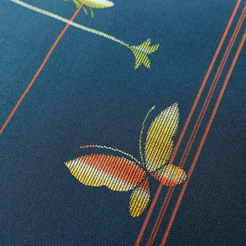 紬 美品 しつけ糸付き セット品 正絹 蝶・昆虫柄 袷仕立て 身丈161cm 裄丈67cm 着物 青・紺_画像9