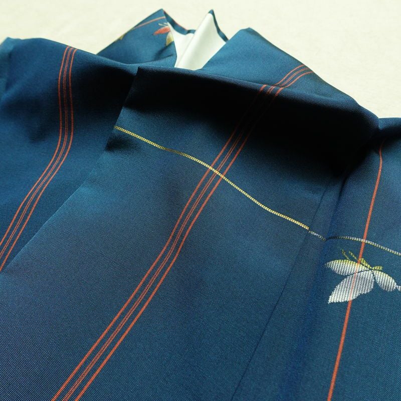 紬 美品 しつけ糸付き セット品 正絹 蝶・昆虫柄 袷仕立て 身丈161cm 裄丈67cm 着物 青・紺_画像14