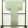 付け下げ 美品 しつけ糸付き 正絹 木の葉・植物柄 袷仕立て 身丈158cm 裄丈65cm 刺繍 共八掛 フォーマル 着物 緑・うぐいす色_画像2