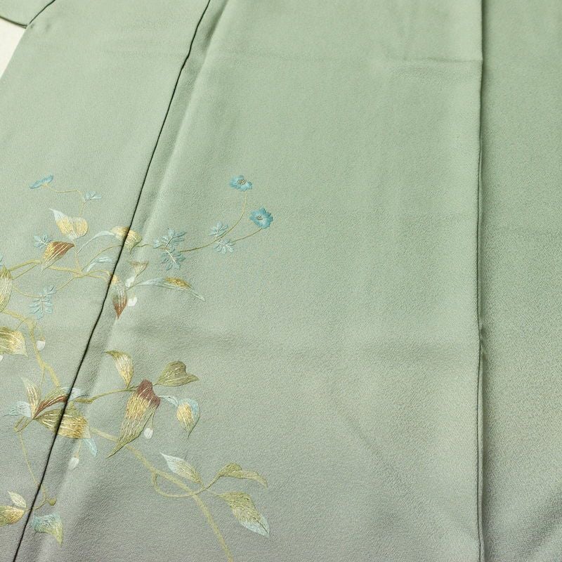 付け下げ 美品 しつけ糸付き 正絹 木の葉・植物柄 袷仕立て 身丈158cm 裄丈65cm 刺繍 共八掛 フォーマル 着物 緑・うぐいす色_画像5