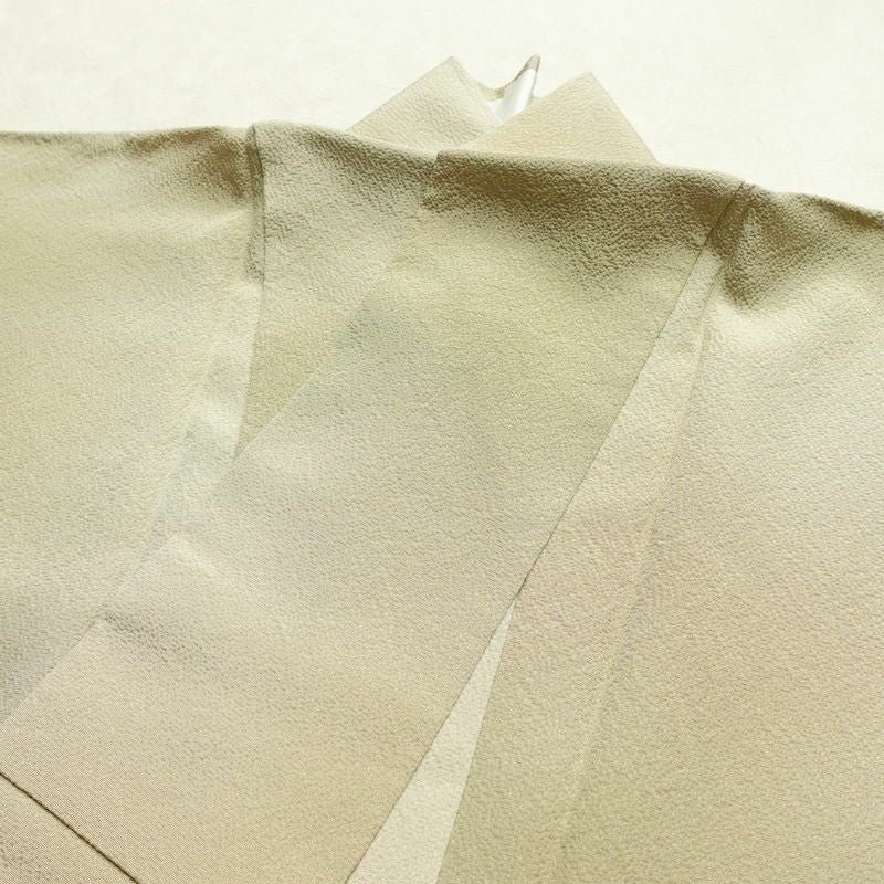 単衣 色無地 良品 縮緬 一つ紋付き 正絹 その他の柄 単衣仕立て 身丈160cm 裄丈66.5cm フォーマル 着物 ぼかし ベージュ_画像16