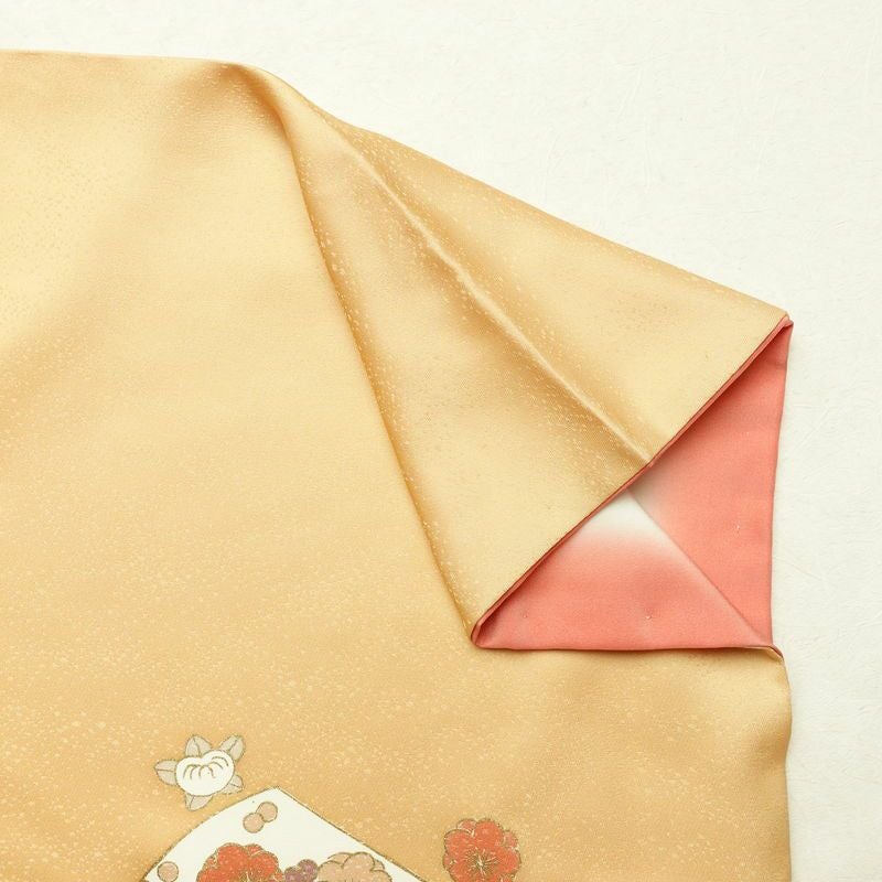 付け下げ 良品 落款入り 金駒刺繍 正絹 古典柄 袷仕立て 身丈163cm 裄丈66.5cm 箔 刺繍 金彩 フォーマル 着物 扇子 黄・黄土色_画像16