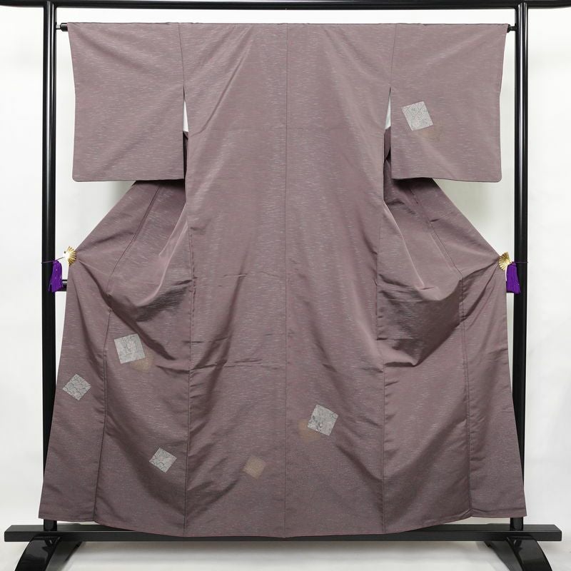 付け下げ 良品 紬地 正絹 古典柄 袷仕立て 身丈157cm 裄丈65cm 箔 フォーマル 着物 紫・藤色_画像1