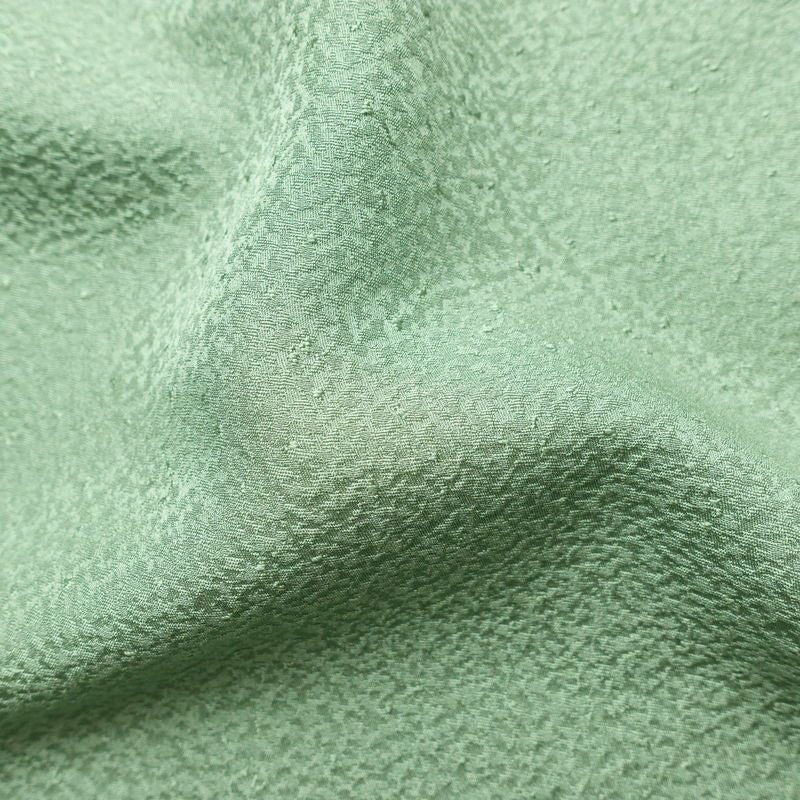 付け下げ 美品 スワトウ刺繍 正絹 幾何学柄・抽象柄 袷仕立て 身丈158.5cm 裄丈65cm 刺繍 一部しつけ糸付き フォーマル 着物 緑・うぐいす色_画像21