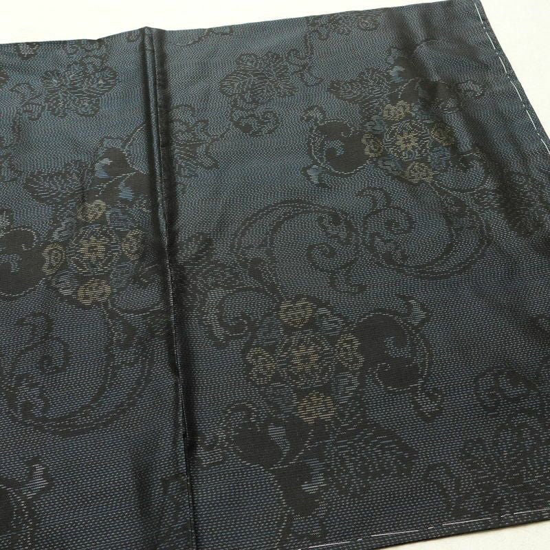 大島紬 良品 証紙なし しつけ糸付き 正絹 木の葉・植物柄 袷仕立て 身丈159cm 裄丈63.5cm 着物 青・紺_画像13