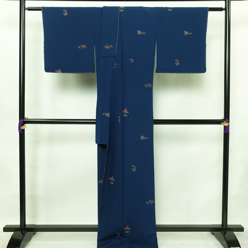 小紋 しつけ糸付き 縮緬 飛び柄 正絹 花柄 袷仕立て 身丈172cm 裄丈69cm 金彩 着物 青・紺_画像2