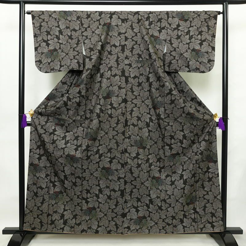 大島紬 良品 証紙なし しつけ糸付き 正絹 古典柄 袷仕立て 身丈159cm