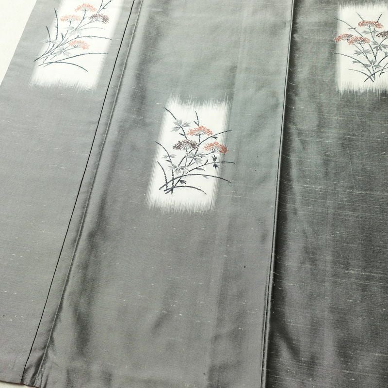 付け下げ 良品 紬地 正絹 木の葉・植物柄 袷仕立て 身丈157.5cm 裄丈64cm 着物 グレー_画像7