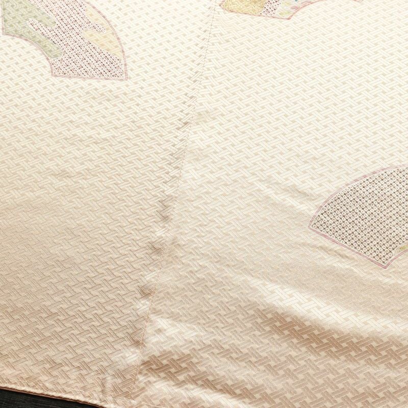 付け下げ 良品 しつけ糸付き 一つ紋付き 正絹 古典柄 袷仕立て 身丈170.5cm 裄丈68cm 箔 フォーマル 着物 扇面 ピンク_画像12