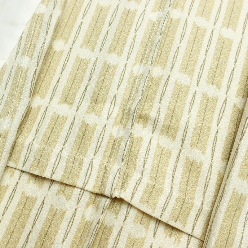 単衣 小紋 良品 ポリエステル 縞柄・線柄 単衣仕立て 身丈163.5cm 裄丈67cm 着物 ベージュ_画像18