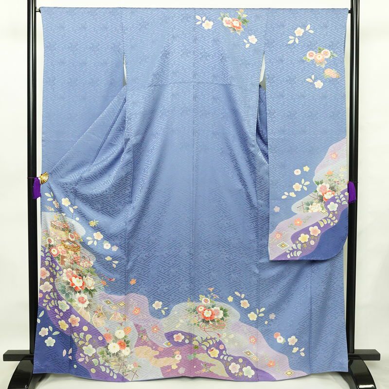 振袖 金駒刺繍 正絹 花柄 袷仕立て 身丈168cm 裄丈67.5cm 箔 金彩 蝶