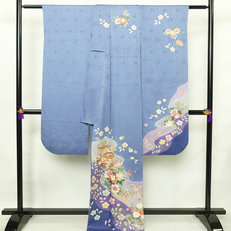 振袖 良品 落款入り 金駒刺繍 正絹 花柄 袷仕立て 身丈166.5cm 裄丈67cm 箔 金彩 着物 青・紺_画像2
