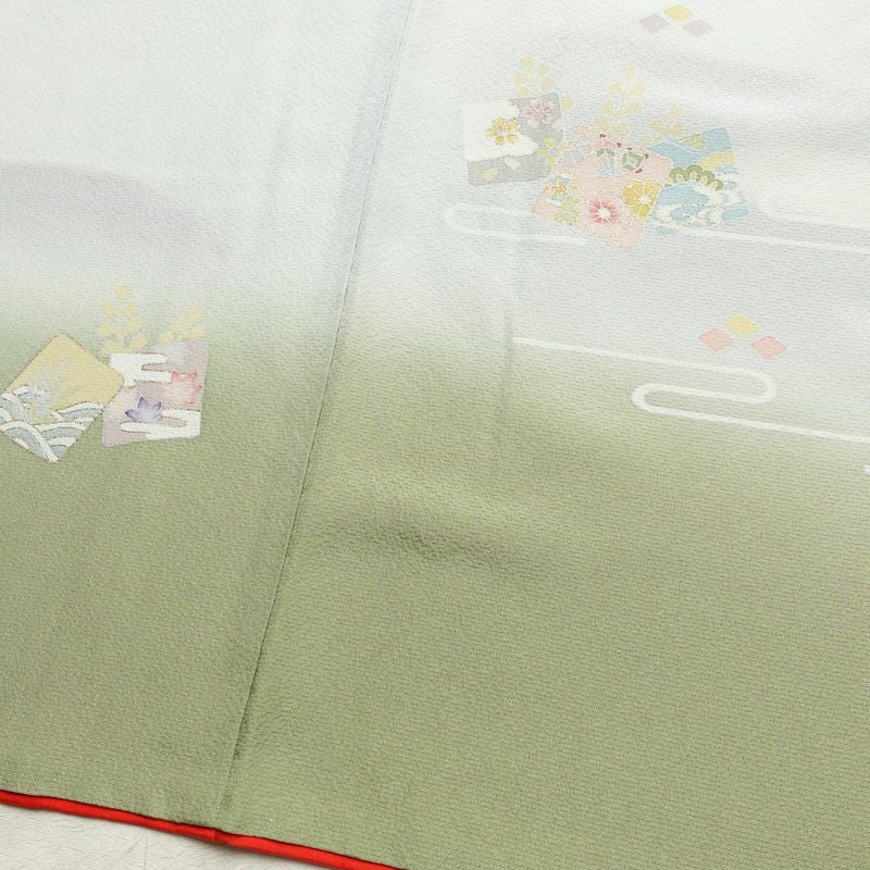 付け下げ 良品 落款入り 金駒刺繍 縮緬 正絹 古典柄 袷仕立て 身丈163cm 裄丈66cm 箔 一部しつけ糸付き フォーマル 着物 緑・うぐいす色_画像14