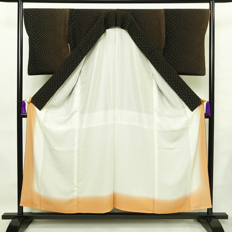 小紋 縮緬 正絹 その他の柄 袷仕立て 身丈153cm 裄丈68cm 着物 黒_画像3