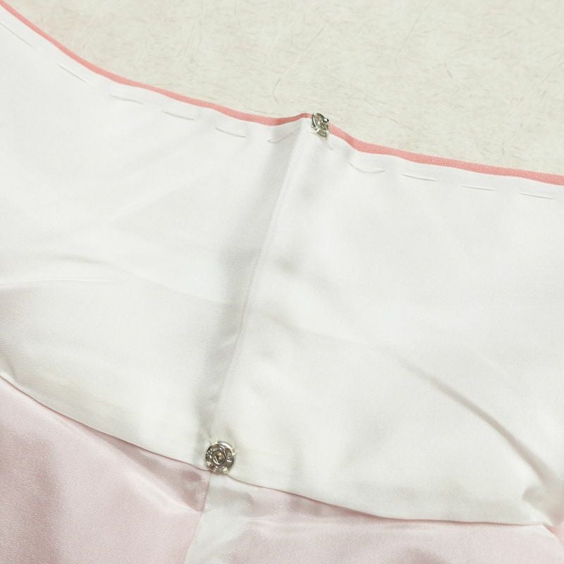 訪問着 美品 しつけ糸付き 正絹 古典柄 袷仕立て 身丈161cm 裄丈63cm 箔 金彩 菊 フォーマル 着物 ピンク_画像20