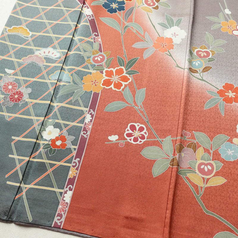 訪問着 良品 綸子 正絹 花柄 袷仕立て 身丈157.5cm 裄丈64cm 箔 フォーマル 紫・藤色_画像4