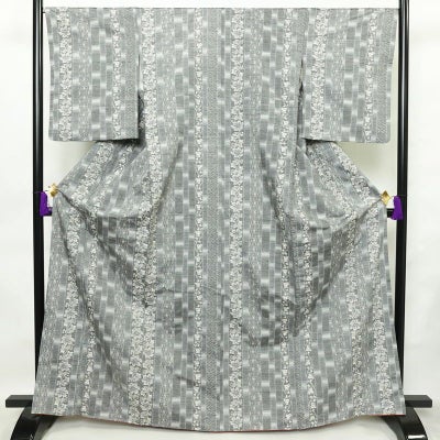 紬 正絹 縞柄・線柄 袷仕立て 身丈167cm 裄丈67cm 着物 グレー
