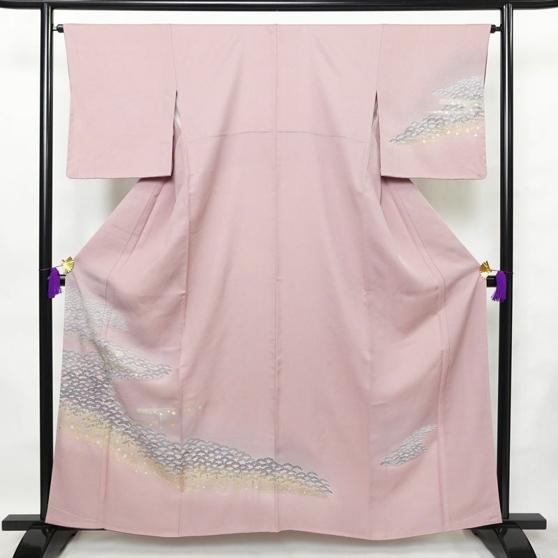 付け下げ 良品 正絹 風景柄 袷仕立て 身丈159.5cm 裄丈65.5cm 箔 一部しつけ糸付き フォーマル 着物 紫・藤色_画像1