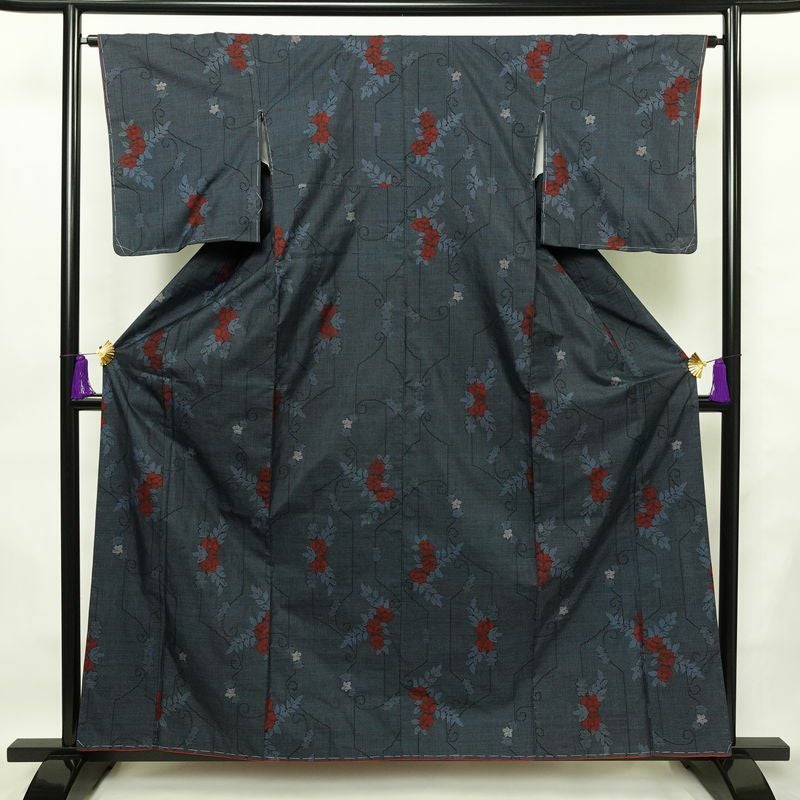 紬 良品 しつけ糸付き 正絹 花柄 袷仕立て 身丈160cm 裄丈64.5cm 着物 青・紺_画像1