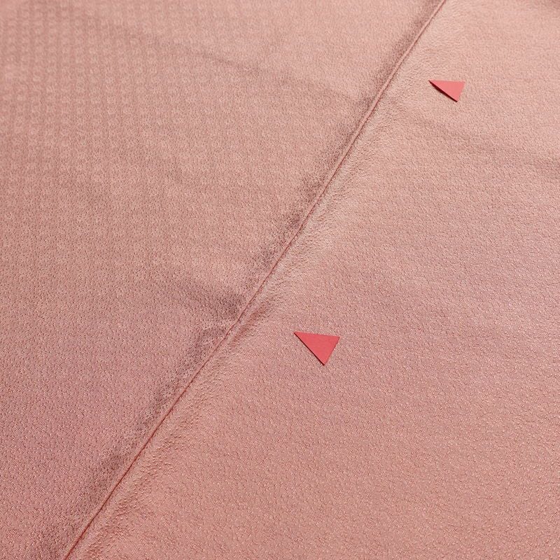 色無地 しつけ糸付き 正絹 その他の柄 袷仕立て 身丈154.5cm 裄丈66cm フォーマル 着物 ピンク_画像11