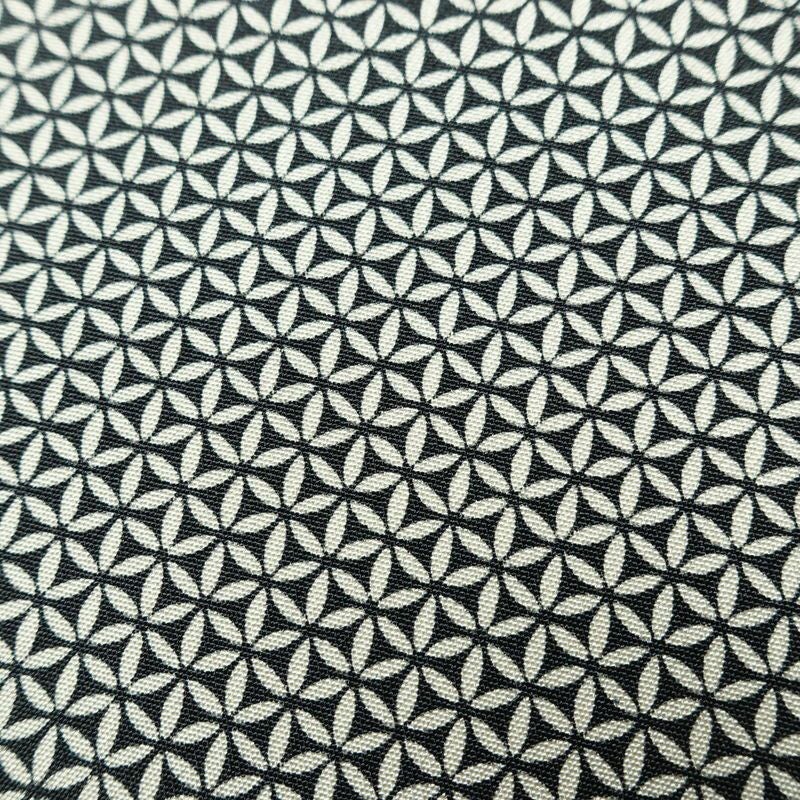 小紋 正絹 古典柄 袷仕立て 身丈156cm 裄丈64cm 着物 黒_画像8