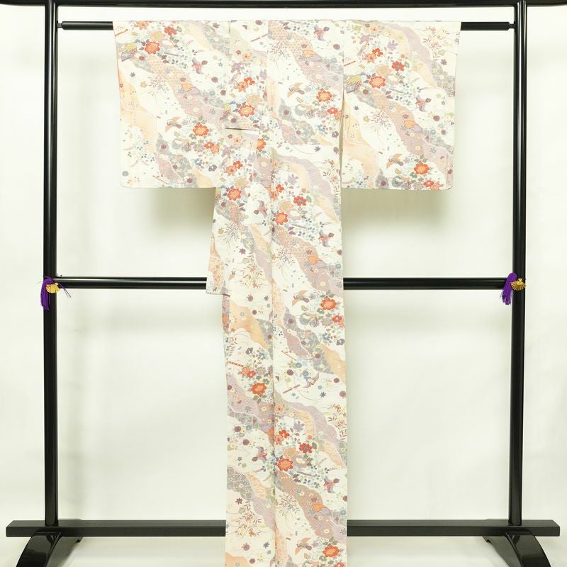 小紋 美品 しつけ糸付き 正絹 古典柄 袷仕立て 身丈162.5cm 裄丈65.5cm 箔 着物 白_画像2