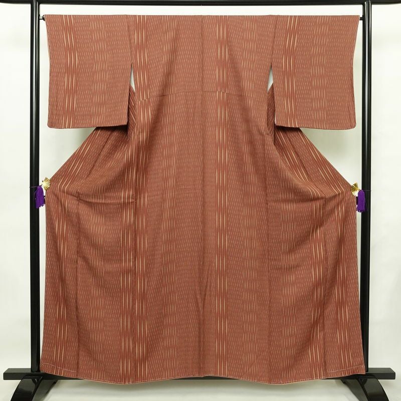 小紋 美品 しつけ糸付き 正絹 縞柄・線柄 袷仕立て 身丈159cm 裄丈67cm モダン 着物 茶_画像1