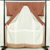 小紋 美品 しつけ糸付き 正絹 縞柄・線柄 袷仕立て 身丈159cm 裄丈67cm モダン 着物 茶_画像3
