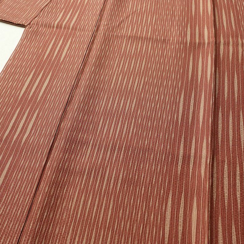 小紋 美品 しつけ糸付き 正絹 縞柄・線柄 袷仕立て 身丈159cm 裄丈67cm モダン 着物 茶_画像5