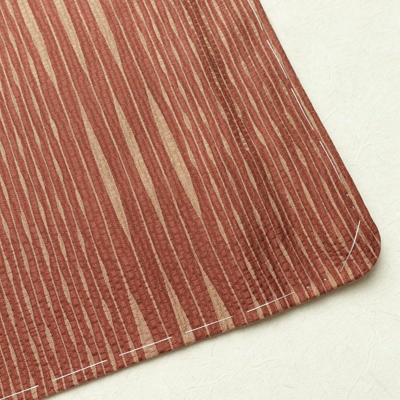 小紋 美品 しつけ糸付き 正絹 縞柄・線柄 袷仕立て 身丈159cm 裄丈67cm モダン 着物 茶_画像15