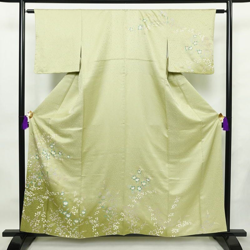 訪問着 良品 正絹 木の葉・植物柄 袷仕立て 身丈158.5cm 裄丈62cm 一部しつけ糸付き 金彩 フォーマル 着物 緑・うぐいす色_画像1