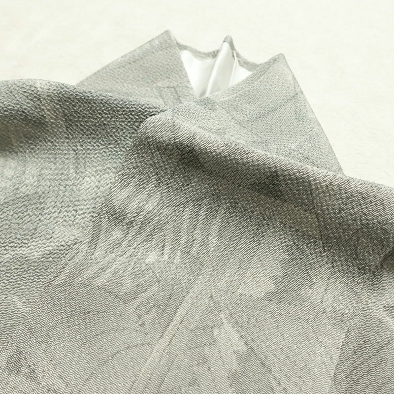 小紋 縮緬 正絹 風景柄 袷仕立て 身丈160.5cm 裄丈64.5cm 着物 グレー_画像17