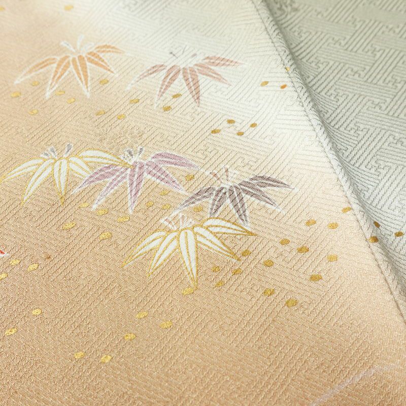 訪問着 良品 しつけ糸付き 金駒刺繍 綸子 正絹 古典柄 袷仕立て 身丈159.5cm 裄丈65.5cm 金彩 フォーマル 着物 緑・うぐいす色_画像10