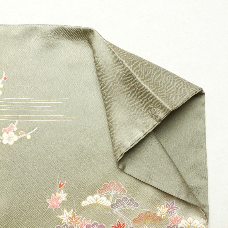 訪問着 良品 しつけ糸付き 金駒刺繍 綸子 正絹 古典柄 袷仕立て 身丈159.5cm 裄丈65.5cm 金彩 フォーマル 着物 緑・うぐいす色_画像14