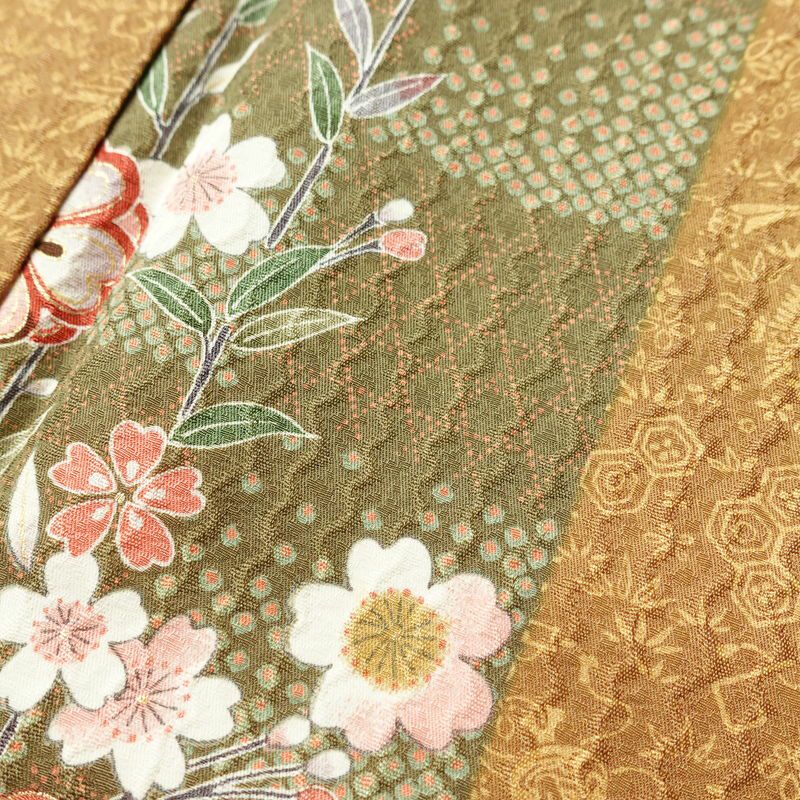 小紋 良品 しつけ糸付き 正絹 花柄 袷仕立て 身丈164.5cm 裄丈67.5cm 金彩 桜	着物 茶_画像7